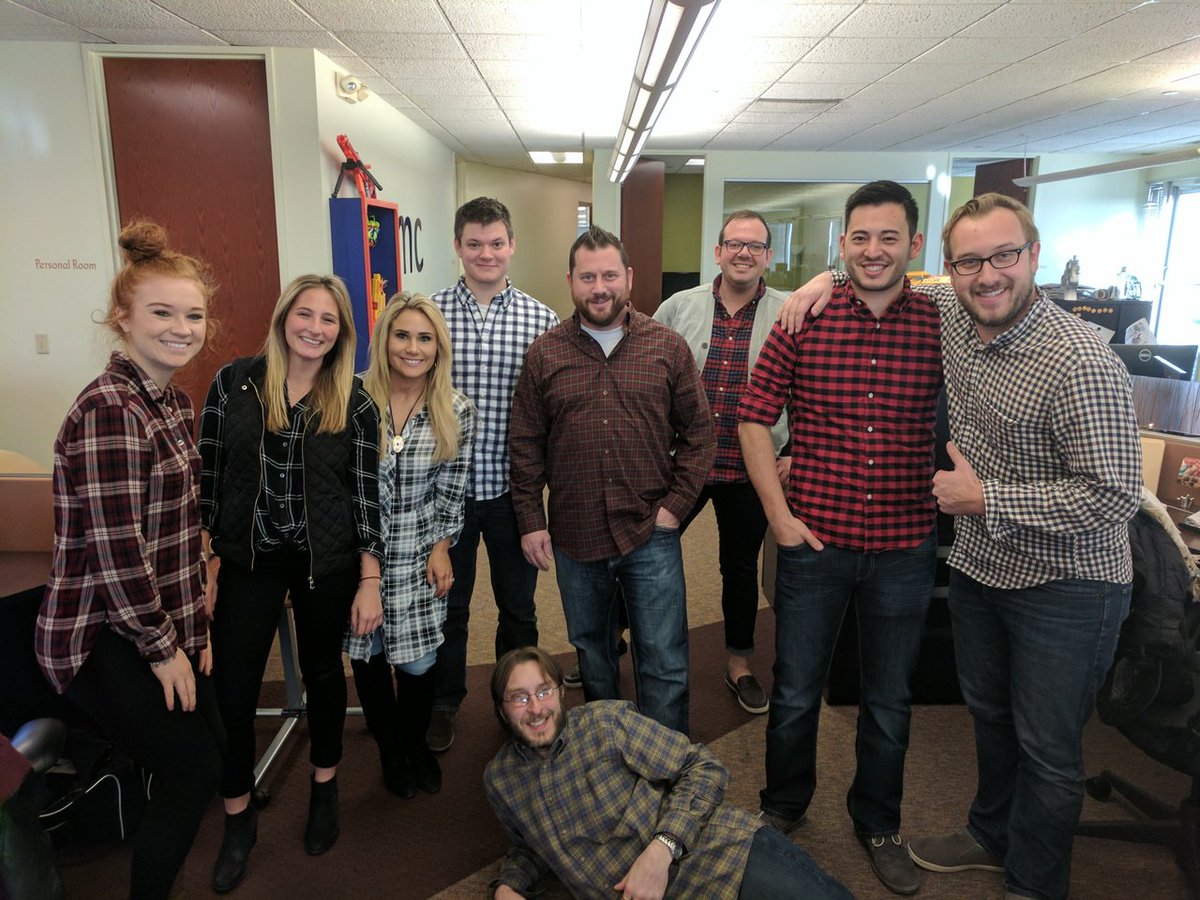 mdrnfoundation's tweet photo. Happy #FlannelFriday from #SMCpros https://t.co/eDJYyZGLlS