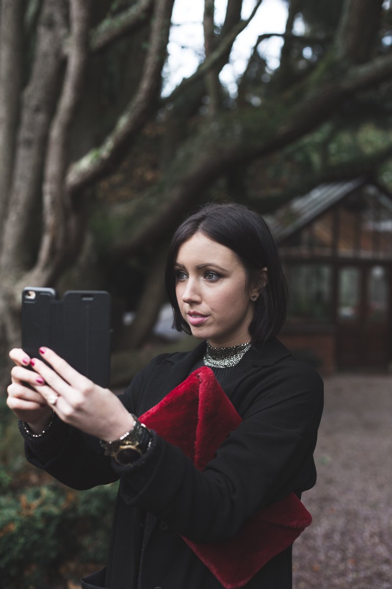 OtterBox_SE's tweet photo. Det finns alltid tid för en #SaturdaySelfie!
Vi älskar den här bilden av @NessaCotter med sitt #StradaSeries, tagen av @brid_ad_lib 😍 https://t.co/q3K3jqLiUq