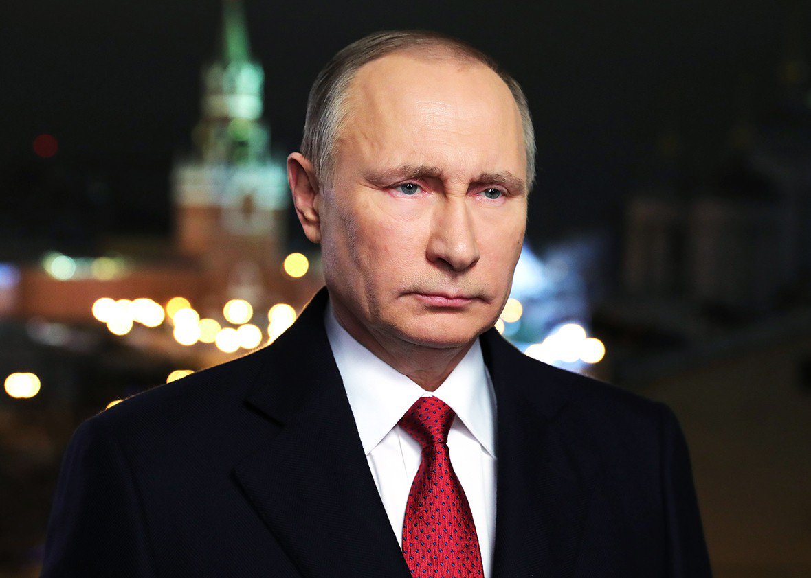 Slate's tweet photo. Why the declassified intel report on Russian hacking is bad for Trump: https://t.co/dCBTrK3Nf5 https://t.co/kAD4ooaV3A