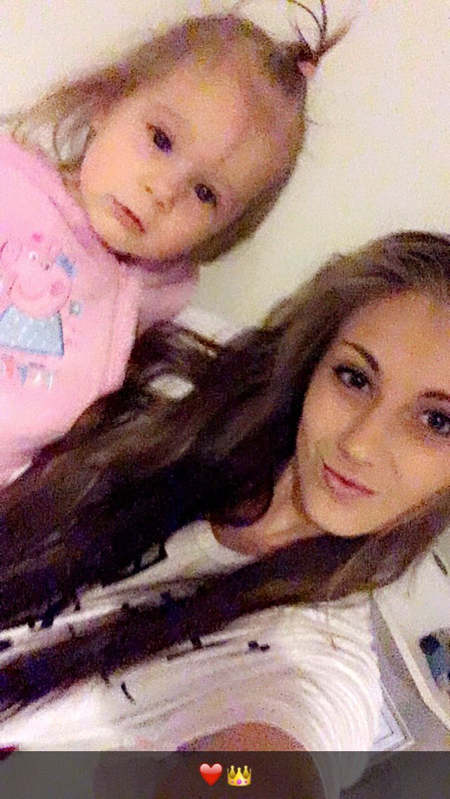 kikim2215's tweet photo. My littlest pickle bum 💕👑 https://t.co/s1LNCtM7G5