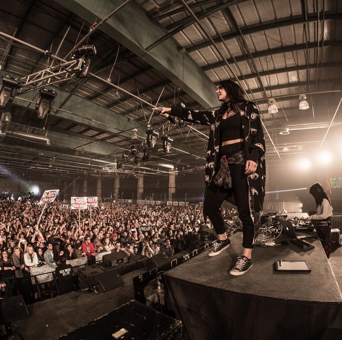 Krewella's tweet photo. JAPAN KREW 🇯🇵 It's been too long since we partied with you!!! See you tonight on the Electrox Stage at 19:20! https://t.co/HrqrXjHz1Q