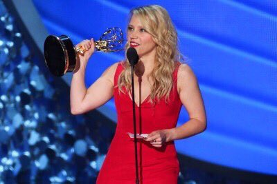 HAPPY 33 YEARS BIRTHDAY TO EMMY AWARD WINNER KATE MCKINNON! 