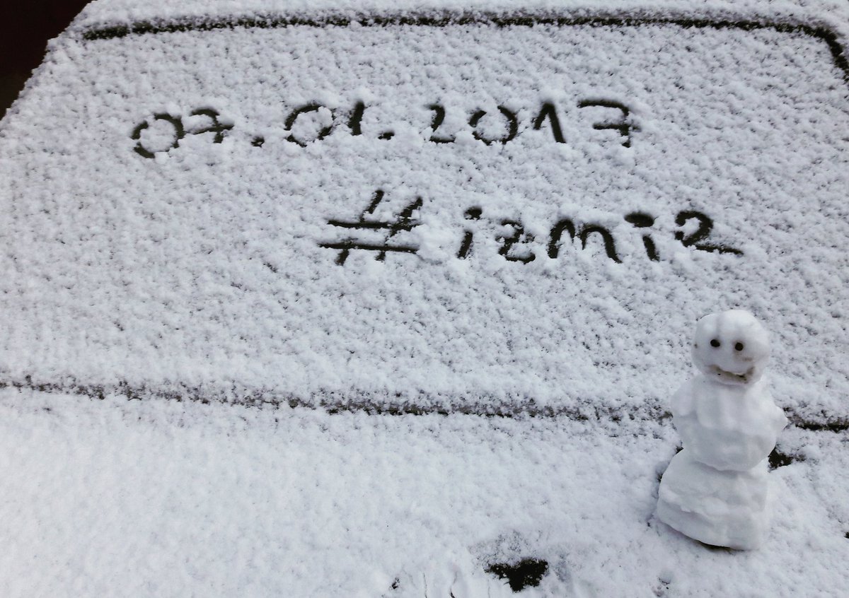 #BeklenenKarGeldiVe 
Guzel #izmir im beyaza büründü