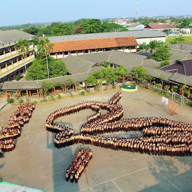 Luwigi33's tweet photo. PRAMUKA SMKN 1 KARAWANG .
.
.
#destality #photoofthedays #instadaily #instasize #best #bestofthedays #ofthedayfotografy #Photoformation https://t.co/NOceaimD4A
