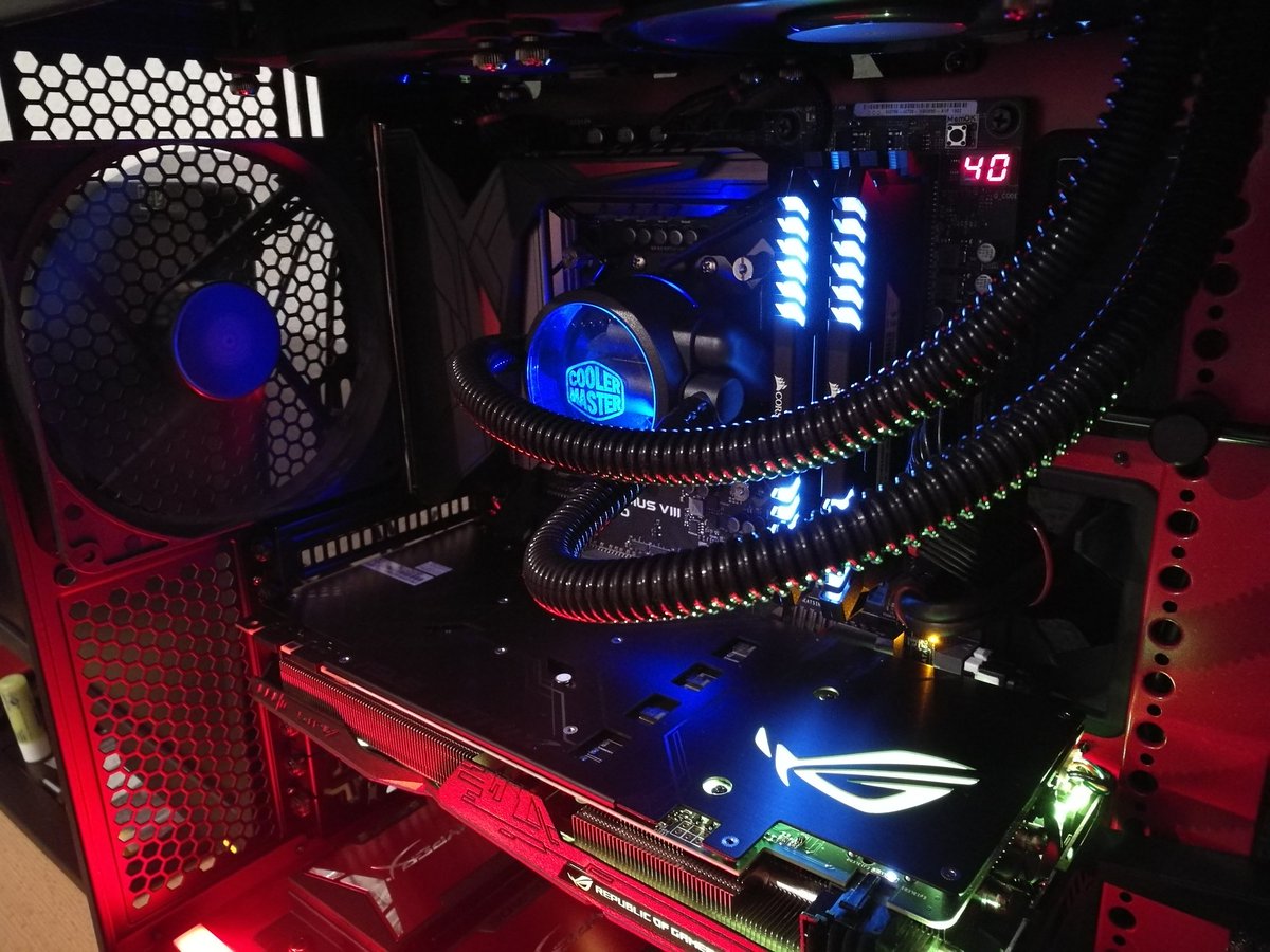 PgunMan's tweet photo. Bon demain séance photo :D ( cc @coolermasterfr ) #pcmasterrace #MasterCaseMaker5t https://t.co/hETgffgd8Z