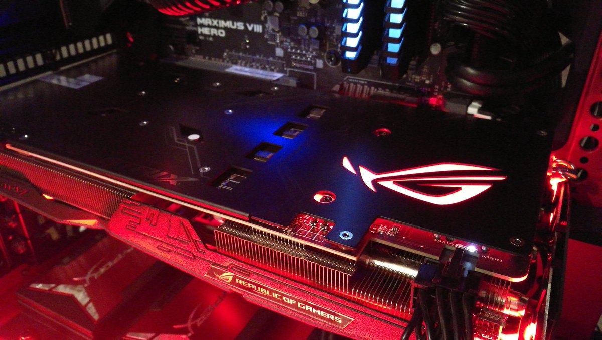PgunMan's tweet photo. Bon demain séance photo :D ( cc @coolermasterfr ) #pcmasterrace #MasterCaseMaker5t https://t.co/hETgffgd8Z