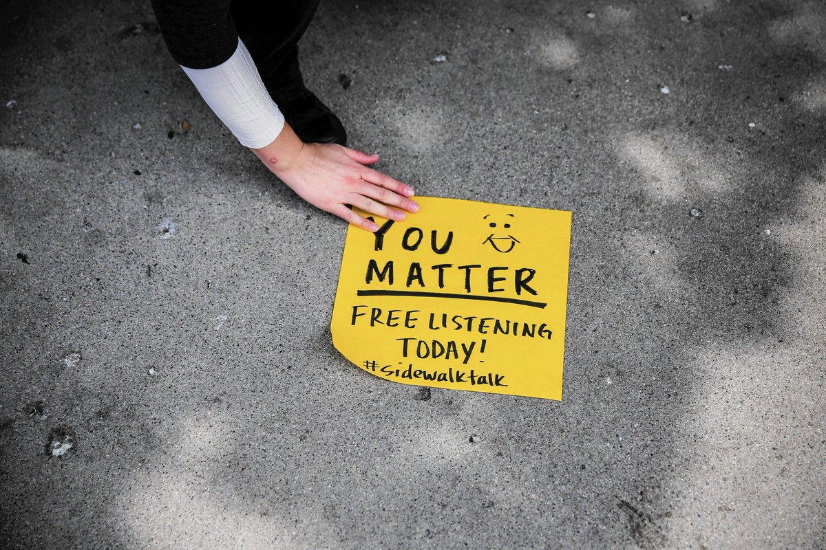OakFirstFridays's tweet photo. Sidewalk Talk is here to offer support to our community experiencing the loss and grief. LETS TALK! #GHOSTSHIP #SUPPORTDIYSPACES #LETARTLIVE https://t.co/1OOLoS987c