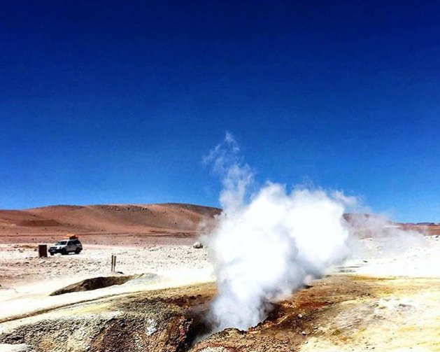Flamingoes, volcanoes, salt flats &amp; deserts. #Bolivia you beauty! #Travel #Wanderlust