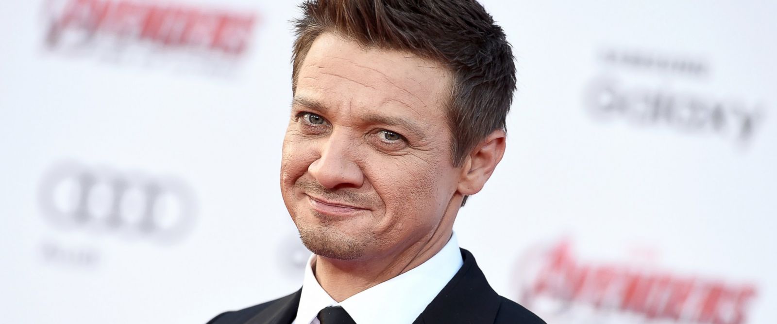 Sending a Happy Birthday to actor Jeremy Renner,  Jeremy via 