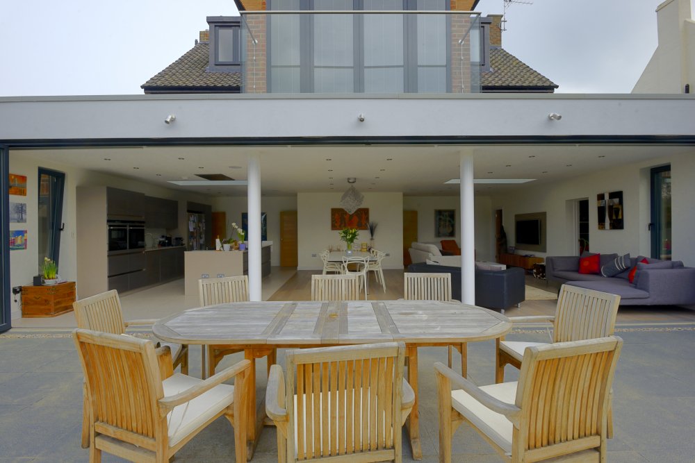 bifoldfactory's tweet image. Bring the outdoors in and the indoors out with bi-fold doors from the Bi-Fold Door Factory.