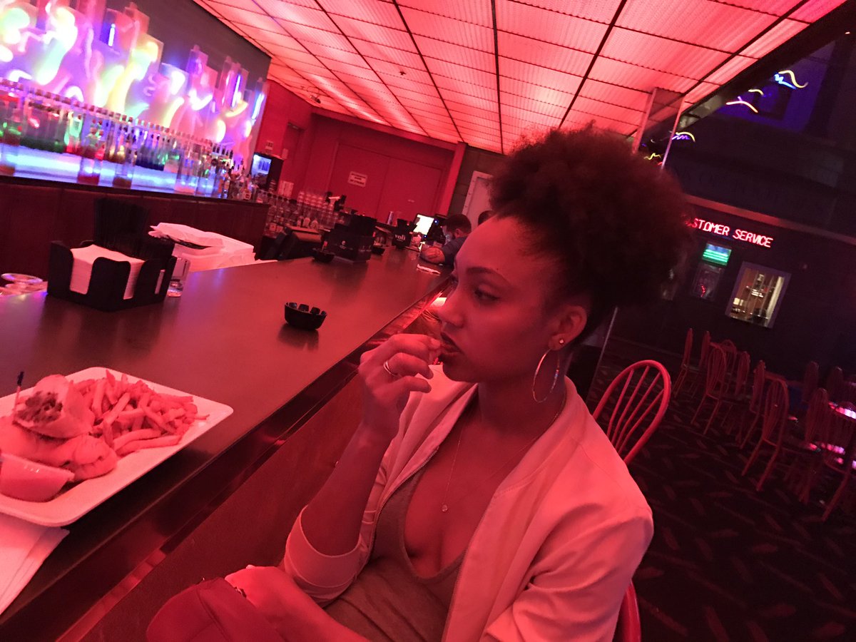 Next date was ratchet but I'm a hood nigga so it's right up my alleywe went to a strip club, had wings, played pool and drank all night