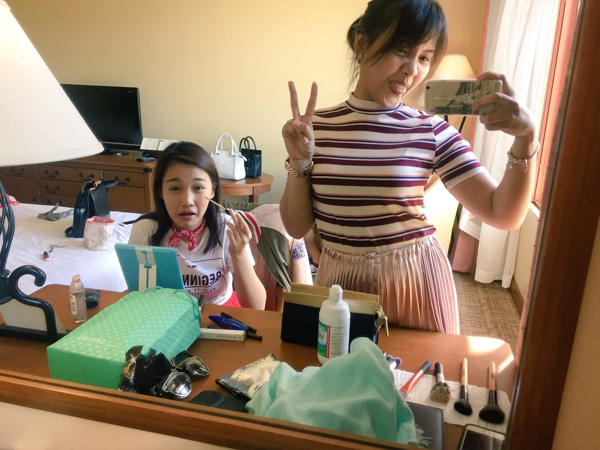 roweefer's tweet photo. Pre-shoot! Charot! 😂💖 https://t.co/COLKGhxOI3