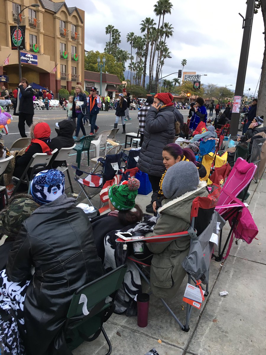 BerroMichele's tweet photo. Scenes from the street at the 103rd Rose Parade!! Waiting for the @OTACnews float to go by!! So excited!! #OTfloat2017 https://t.co/GPv0tazGal