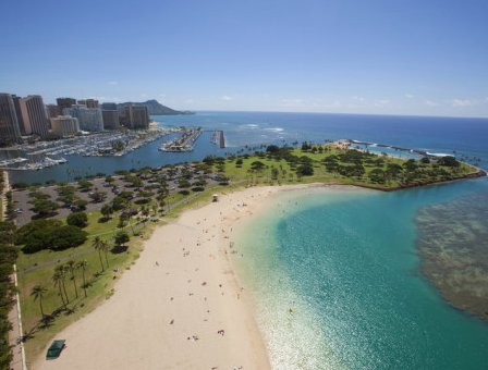 Ala Moana Beach Park