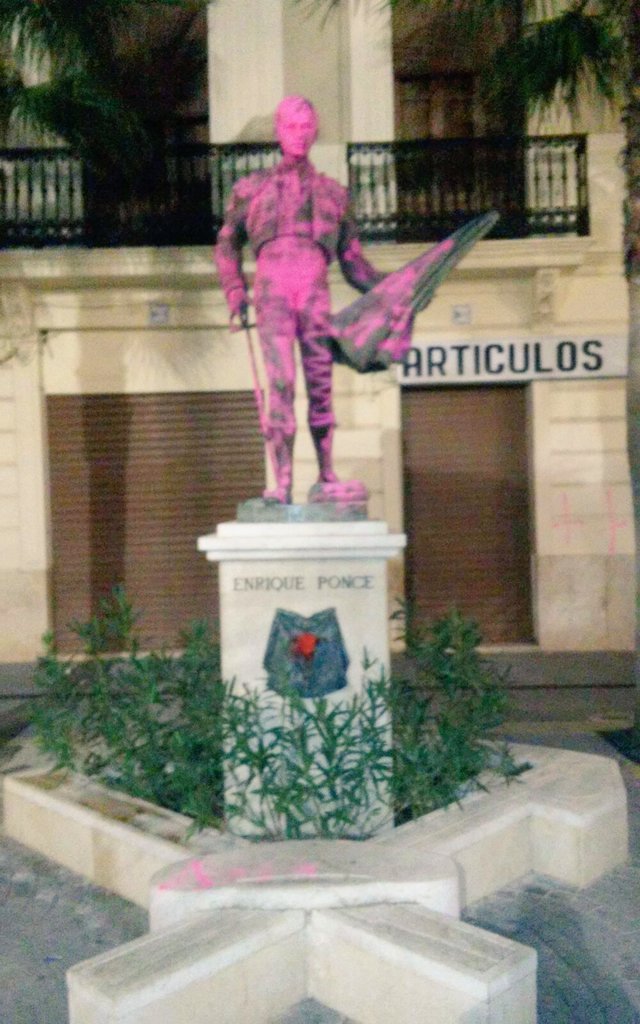 josetropik's tweet photo. Y esto?  :( https://t.co/Thg6DfWkve