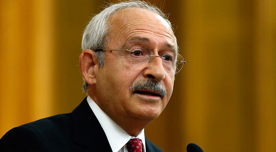 CHP Genel Başkanı Kemal Kılıçdaroğlu'ndan sert açıklama! 'FETÖ'yü oralara CHP mi yerleştirdi?
sozcu.com.tr/2017/gundem/ki…