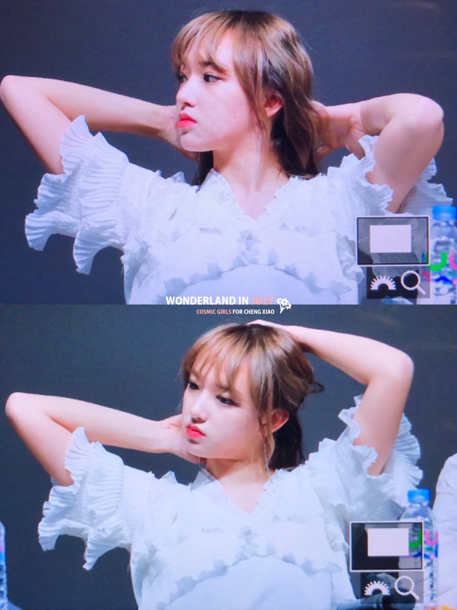 19980715com's tweet photo. 170107 명동 팬싸 
#성소 #ChengXiao #우주소녀 #Just_tell_me_why #손을뻗어닿을수있게 @chengxiao_0715 @WJSN_Cosmic 💖 https://t.co/cGJOlDbUYi