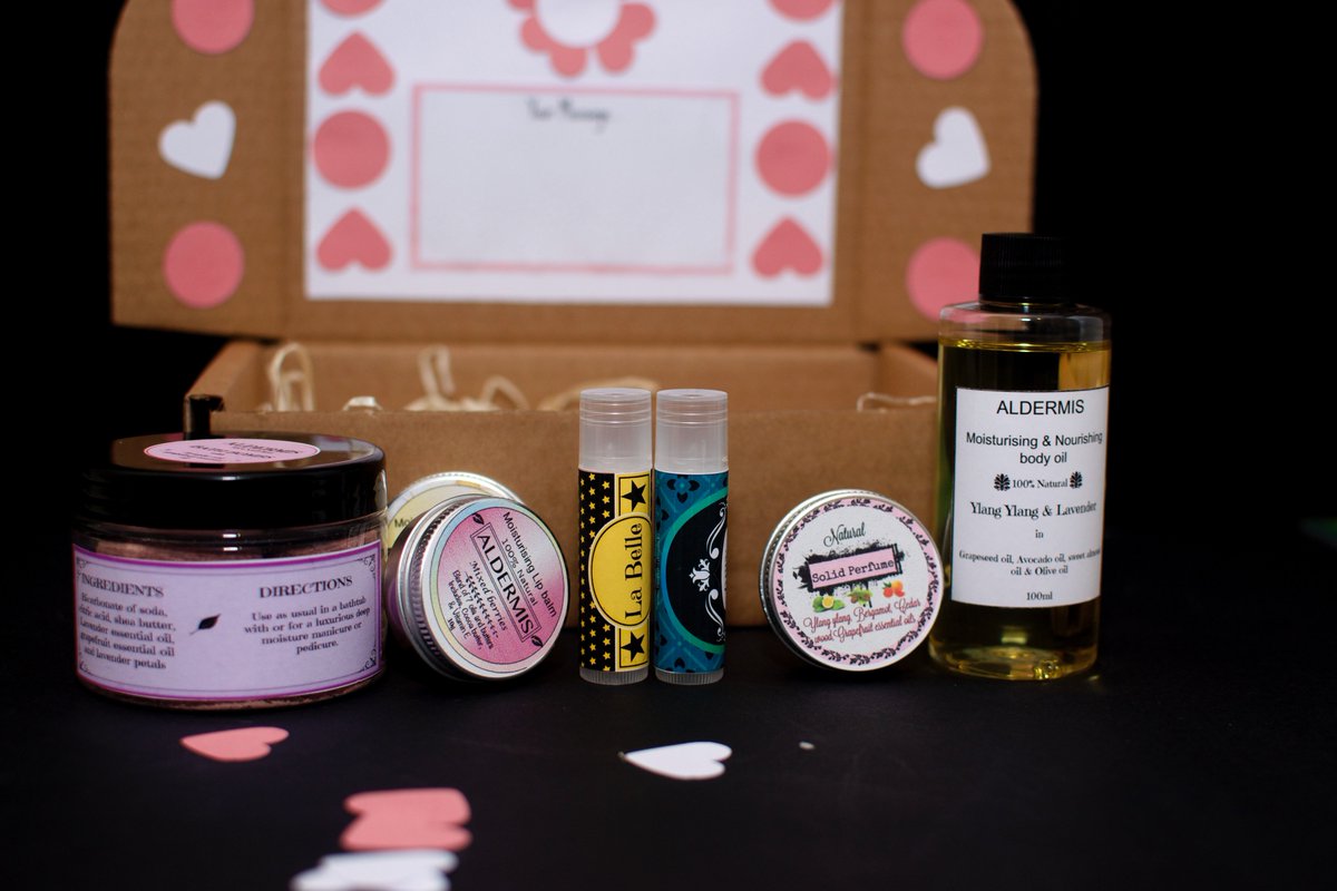partyfayre's tweet photo. Pamper gift set for your loved ones. #weddingfavor #weddinggift #ValentinesDayGiftGuide #bridalshower   https://t.co/mwLYsssLW7 https://t.co/4Ik95Zdifk