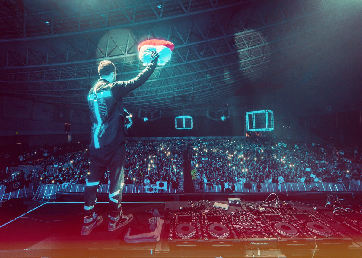 DonDiablo's tweet image. TOKYO was huge TODAY! So much energy! Arigato Japan 🙏🏻🇯🇵🙏🏻