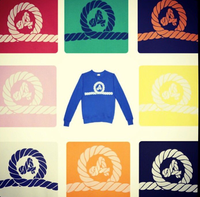 AmarrasSpain's tweet photo. Sabes que color se lleva este invierno...? https://t.co/fNj5cZHfCe