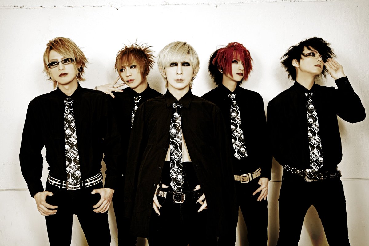 Тесты рок группа. Kebyo японская группа. Kebyo Visual Kei. Wink японская группа. Вижуал Кей группы.