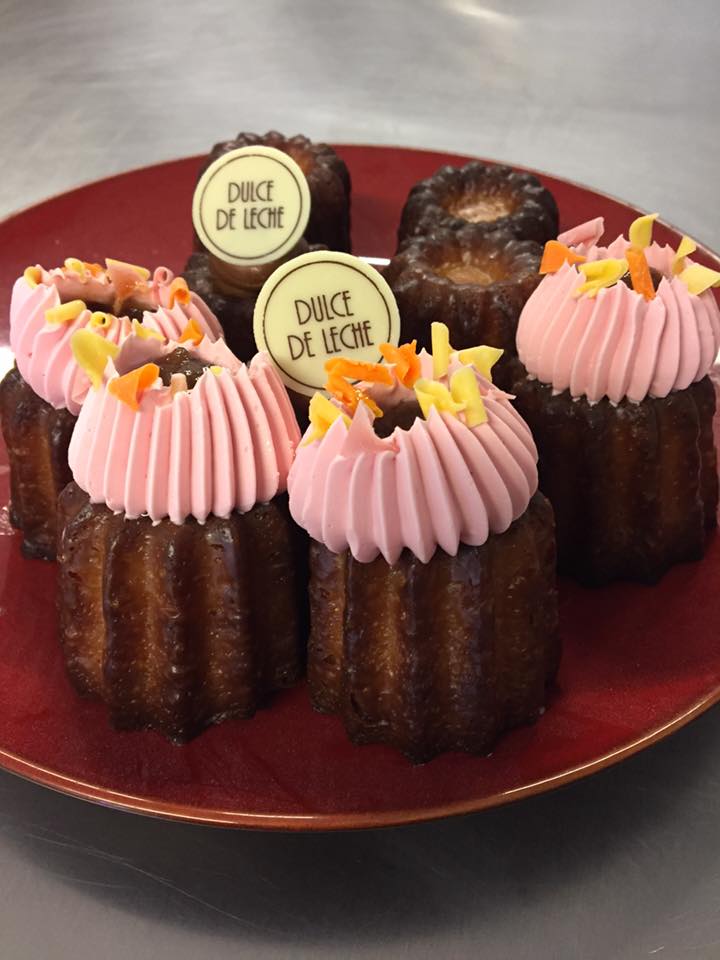 DaisyBCreations's tweet photo. Perks!! Love these Caneles from Babelle. Always good having a kitchen next to these guys! Better hit the gym later 💪 #babelle #canele https://t.co/yogw5jCwRl