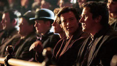 "أقبح ما في المناسبات، أنها تفتح المجال للمنافقين بالتحدث إليك وتقبيلك."