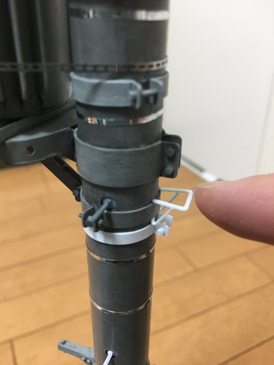 O Xrhsths Mozu Studios 公式 Sto Twitter 電柱の足場完成 ٩ W و 1mmプラ板から作りました グッと情報量増えて電柱らしくなってきた O Xrhsths Mozu Studios 公式 Sto Twitter 電柱の足場完成 ٩ W و 1mmプラ板から作りました グッと情報量増えて電柱らしくなってきた