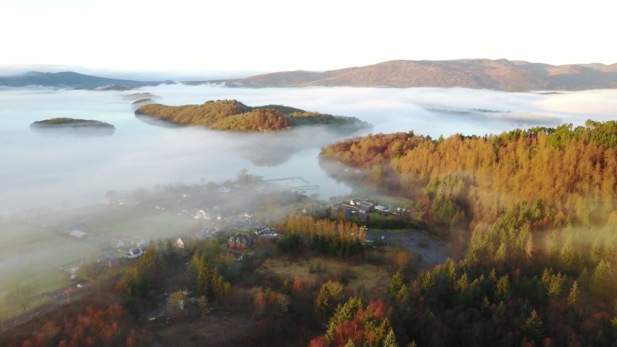 oaktreebalmaha's tweet image. Sunrise over Balmaha this morning, a beautiful misty winters morning #Balmaha #LochLomond #Scotland