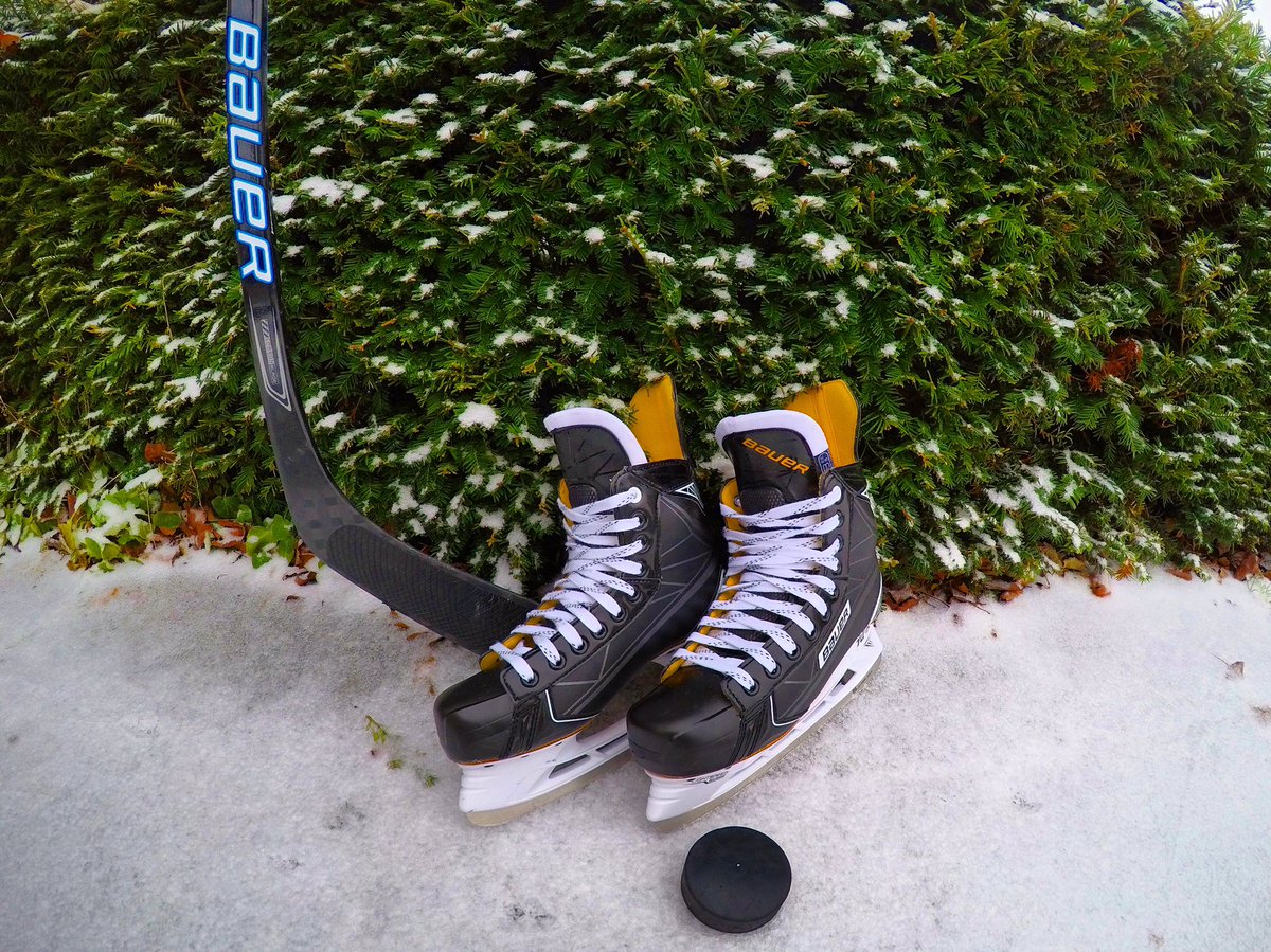 WedemeijerBmx's tweet photo. Thanks to my girlfriend for the addition on my "overall" sporting gear! #bauer #icehockey #braaab https://t.co/HMqIl7QkZx