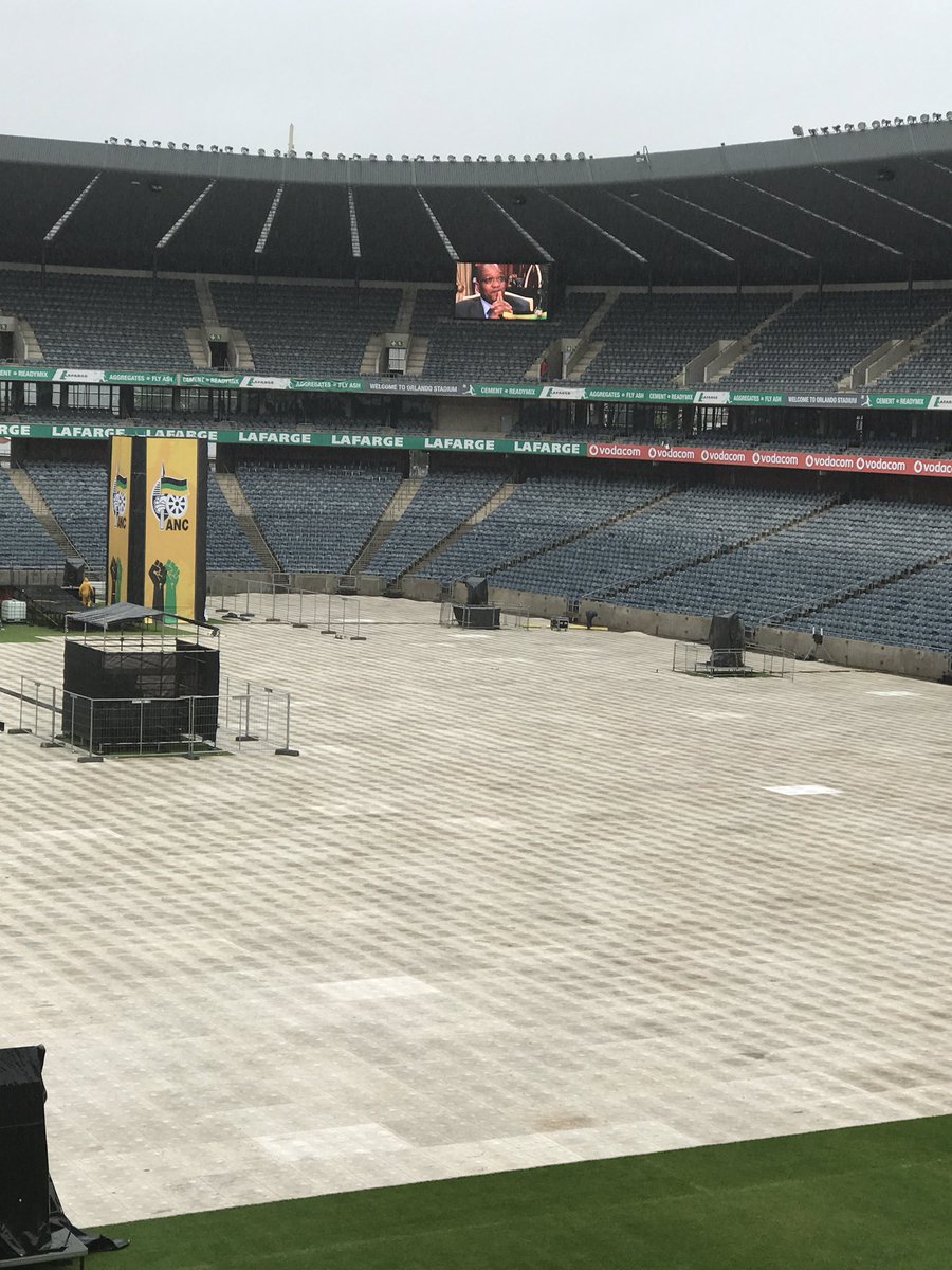 KhuselaS's tweet photo. Kwasuka lokho #ANC4Life #ANC105 https://t.co/CVSIpC9PbR