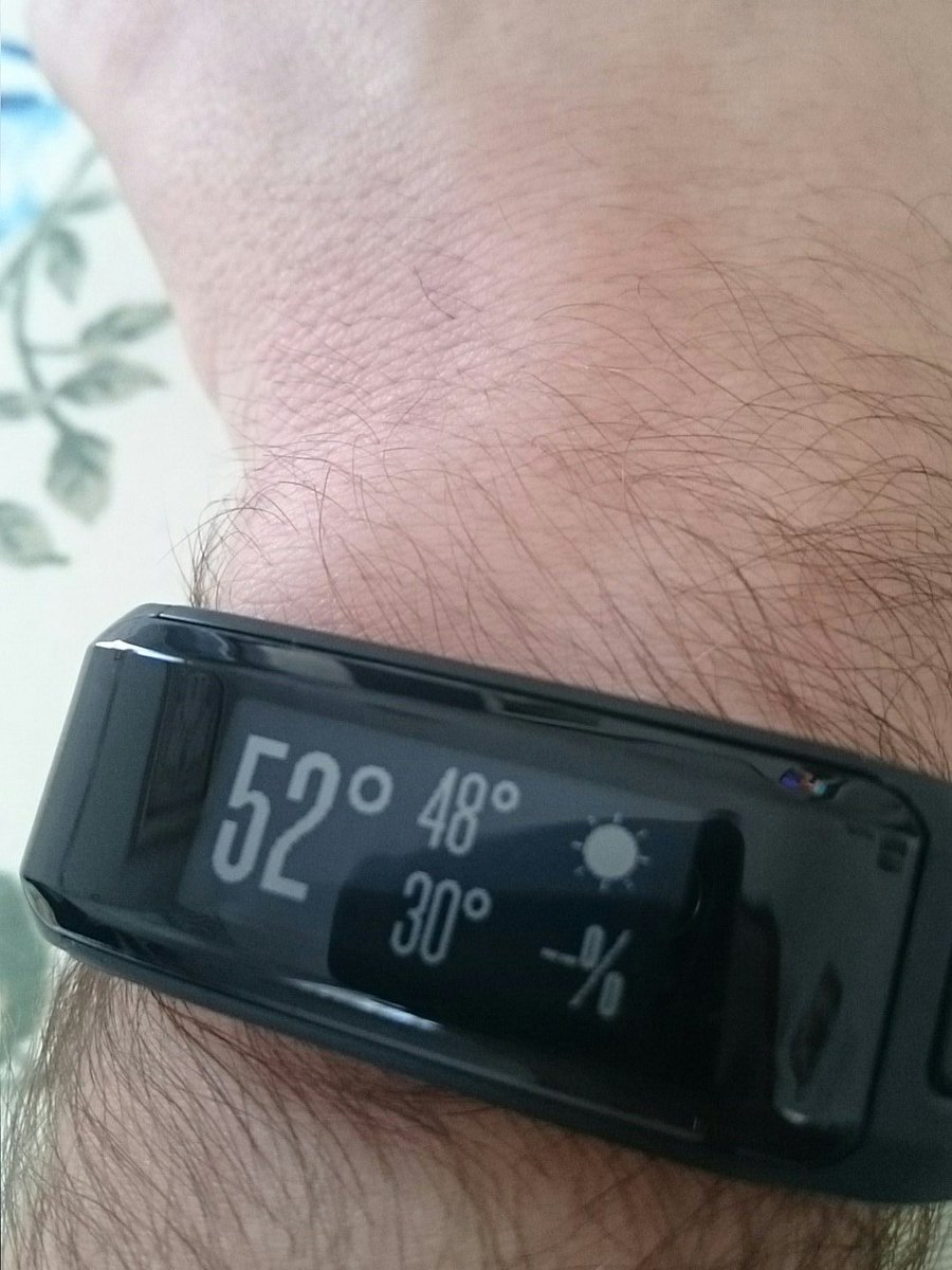 iperige's tweet image. @GarminIberiaSAT Buenas tardes,por que la lectura de temperatura de mi viviosmart hr es errónea? (50 grados hoy mismo) gracias.