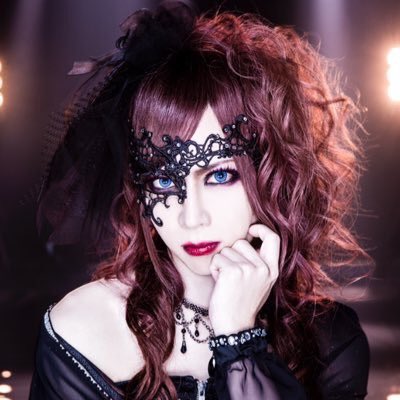 Royz 公大