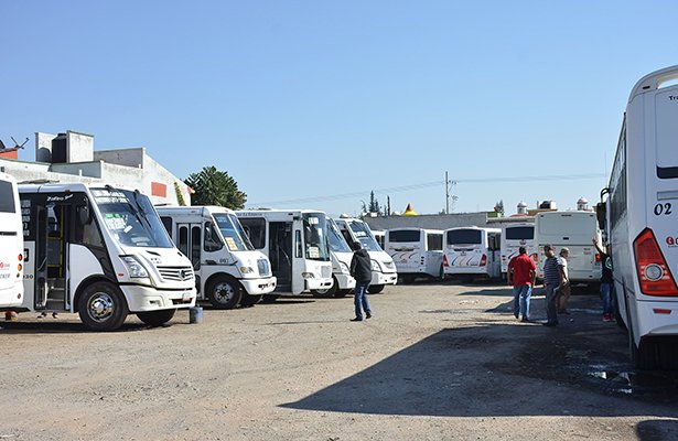 #Local | Pretenden aumento de tres pesos al pasaje → bit.ly/2jmR2Pn #Gasolinazo