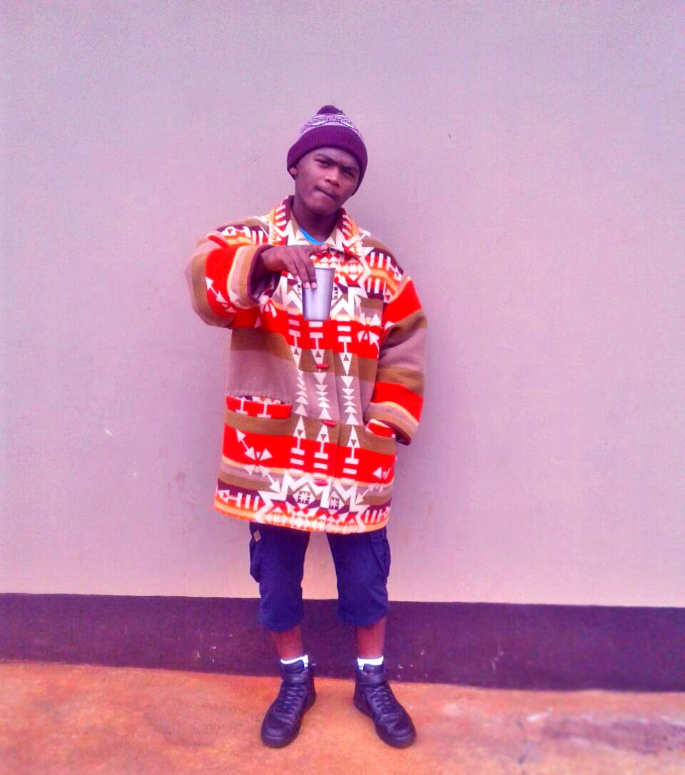 Dwayne_Low's tweet image. Dreaming is finding happiness, the pain is reality...