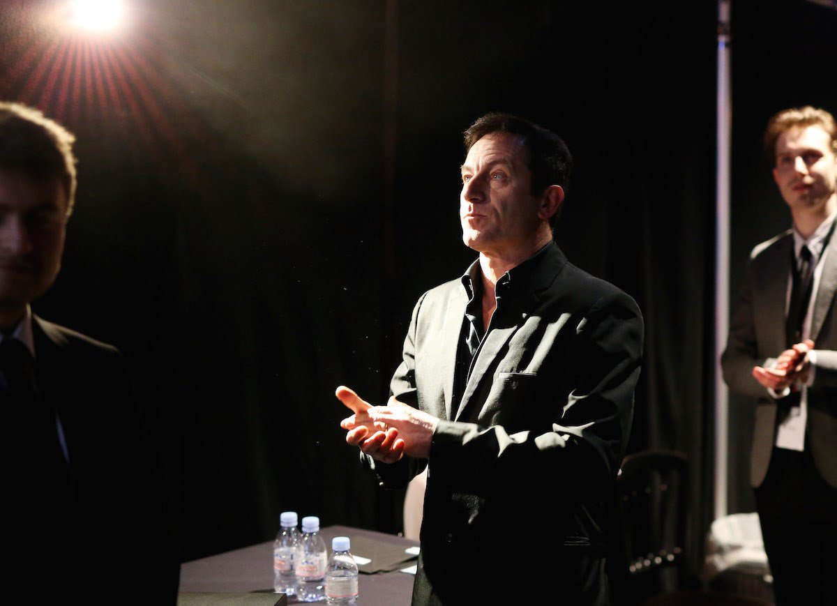 BIFA_film's tweet photo. #JasonIsaacs getting ready to present the Best Supporting Actress award at #BIFA2016. More backstage photos here!  https://t.co/QyXC8SkOeY https://t.co/sw5MKGhs8C