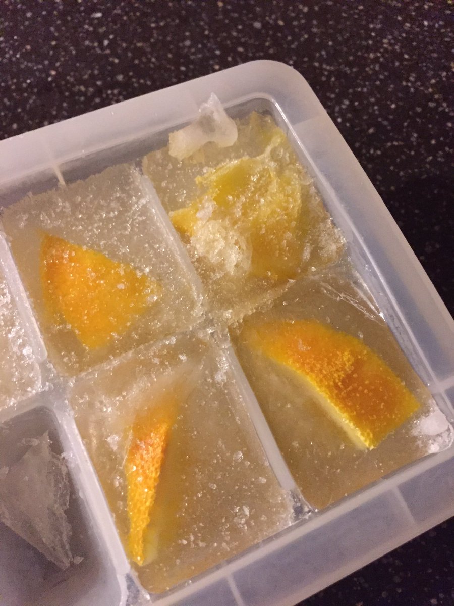 eating_ideas's tweet image. Here's a #toptip - freeze orange wedges in your ice cubes for a perfect serve @ShortcrossGin &amp;amp; tonic! #lovegin