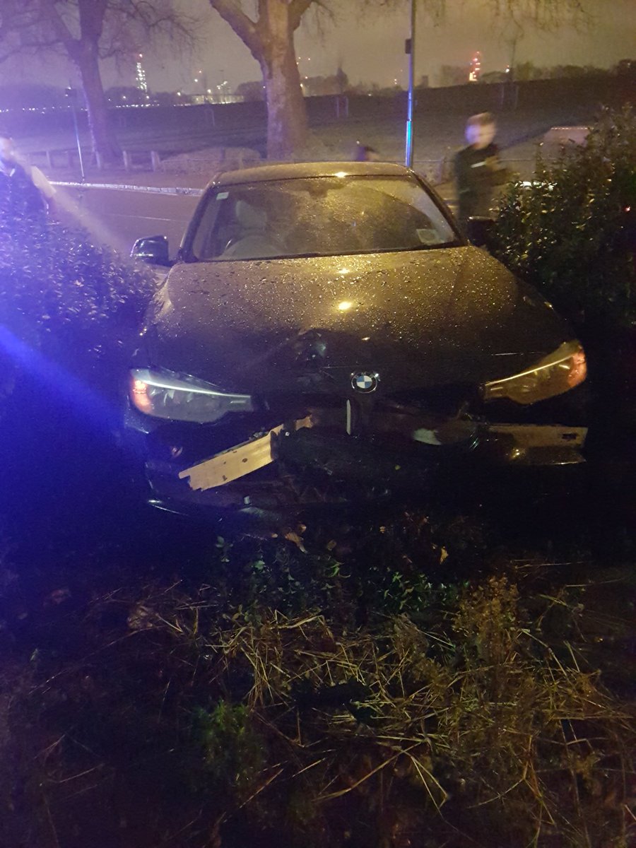 MPSHackney's tweet image. Called to reports of a car into a front garden in E9, responded alongside @LAS_JRU #GDMedic to find this... Fortunately no injuries #DTeam