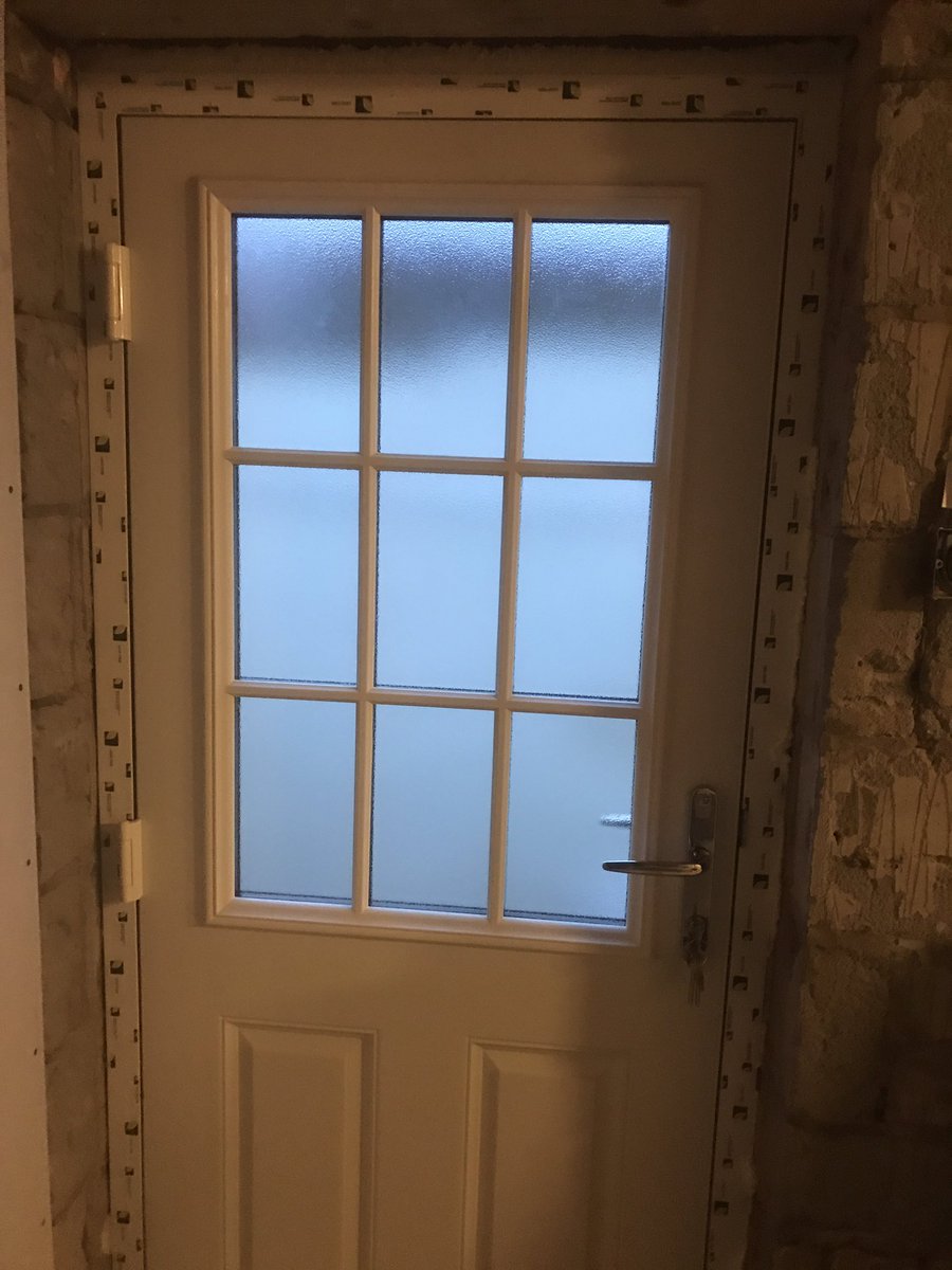 MansellSteve's tweet photo. New front &amp; back doors in, another job sorted#list getting smaller https://t.co/tQgzGB8grZ