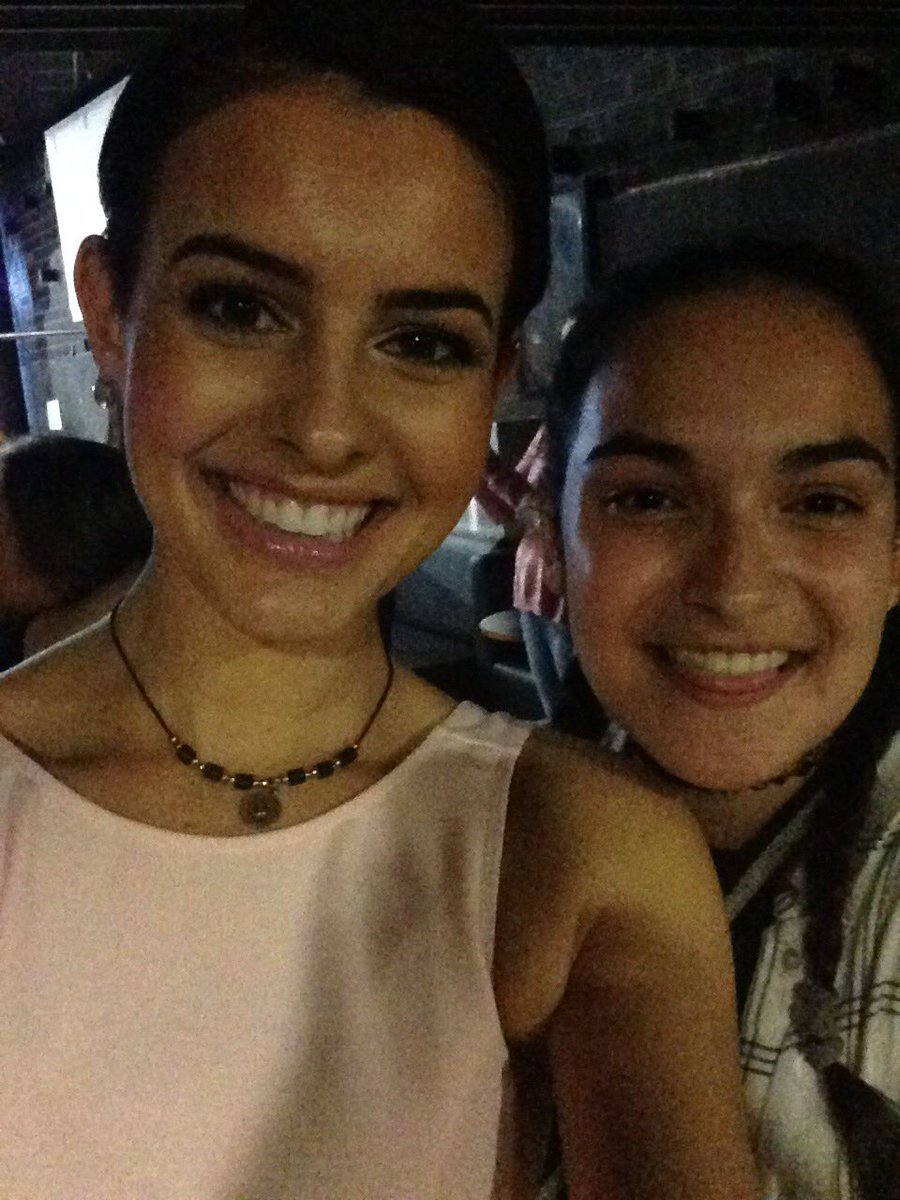 plsdontbeblue11's tweet photo. OMG!!!! Thank you so much!!!! I miss you!!!!! You're awesome!!!!!💜 @LisaCim https://t.co/XFnBTTDbM0
