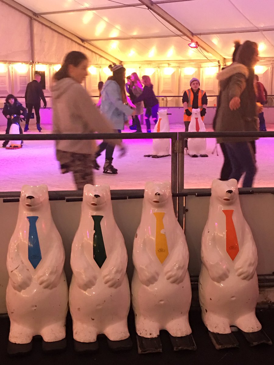 TrenthamIce's tweet photo. @TrenthamEstate indoor ice rink @TrenthamIce final Saturday in full swing don't miss out #onlyplacetoskate https://t.co/dRHehkUHY6