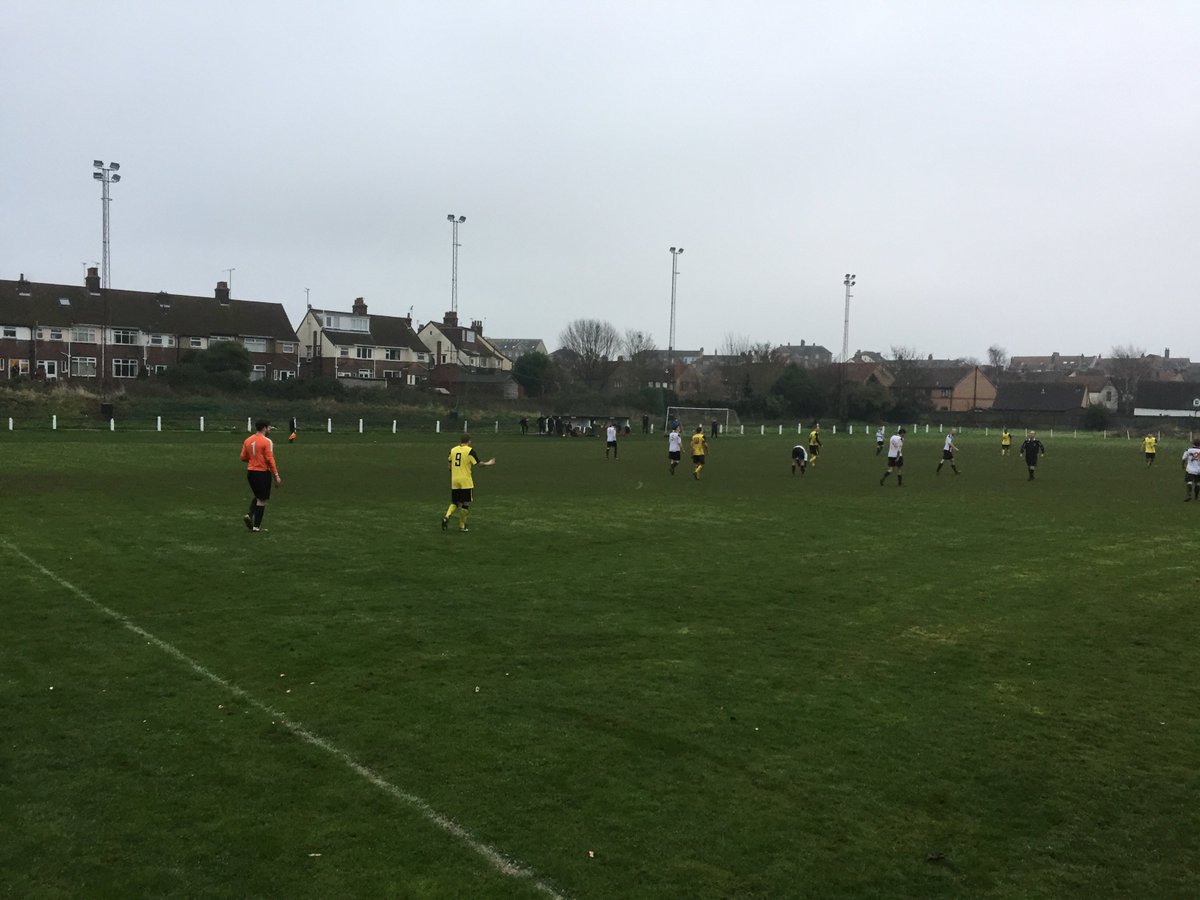 Harwich & Parkeston (@hpfc0) on Twitter photo <a href="/HPFC0/">Harwich & Parkeston</a> 3-2 <a href="/WestBergholtFC/">West Bergholt Fc</a> (five mins to go....) <a href="/HPFC0/">Harwich & Parkeston</a> 3-2 <a href="/WestBergholtFC/">West Bergholt Fc</a> (five mins to go....)