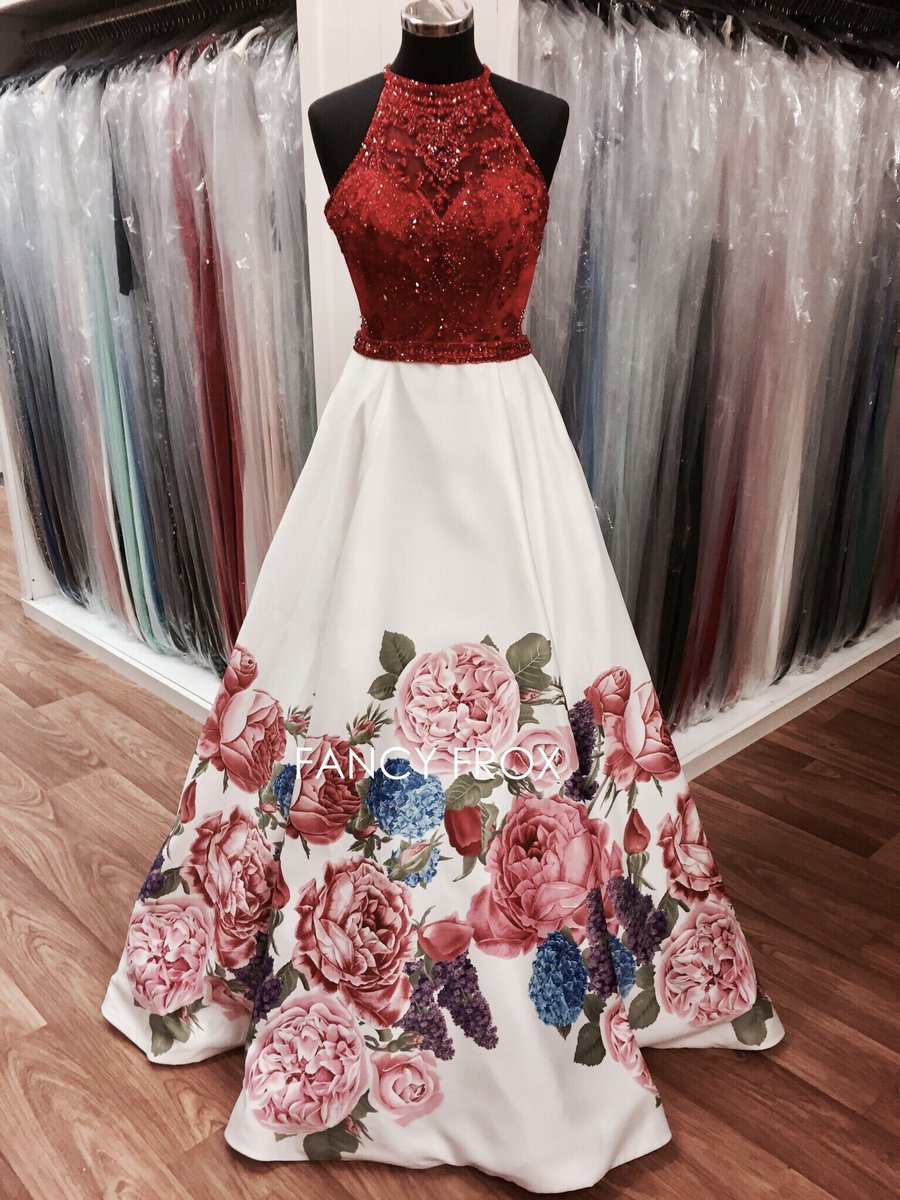 FancyFrox's tweet image. New season 2017 #promdresses and #EveningGowns now arriving! We are open on Sundays 11 am -3 pm. Be #fancyfroxfabulous at your event. 💜