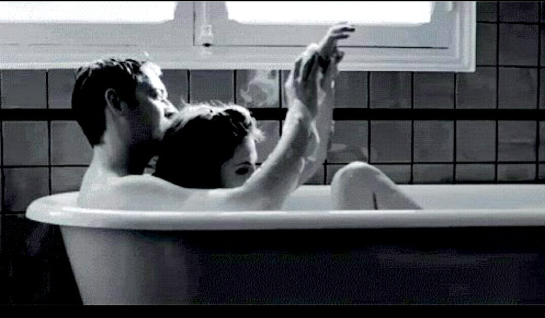 a-woman-douching-gif-nude-men-wacking-group-sex