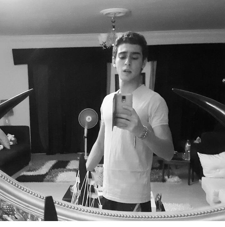 bombooooo1's tweet image. 