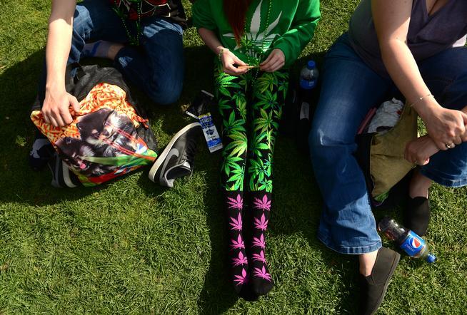BlackoutXBrand's tweet image. Study: No change in teen marijuana use in Colorado thecannabist.co/2016/12/28/tee…