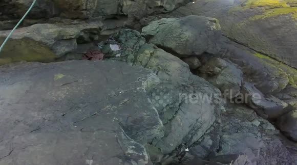 MclevyBoxing's tweet image. Check out my video on @Newsflare - start of the souter sea stack climb / fall newsflare.com/video/101674/s…