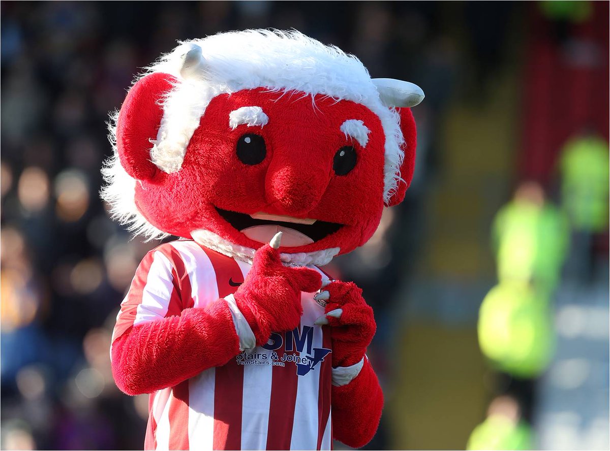 Ladbrokes's tweet photo. Today's away attendance...

 @LincolnCity_FC - 4,838
Newcastle - 4,671
Nottingham Forest - 1,579 
Sheffield United - 1,450

#Impvasion #Imps https://t.co/1IoU7m9Rod