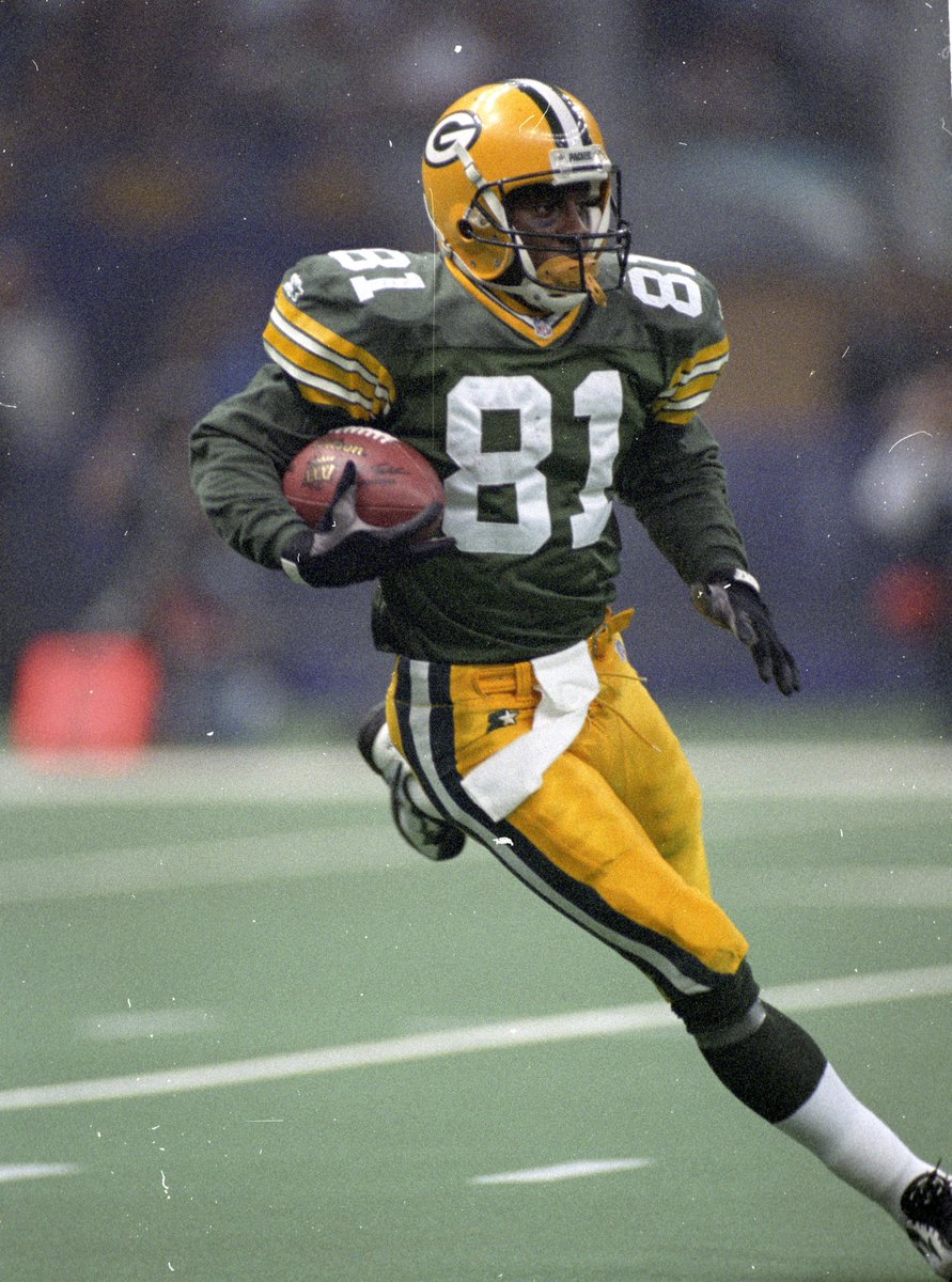 BenFennell_NFL's tweet image. 20yrs ago, #81 got hot late in the season &amp;amp; sparked the team in playoffs (and SB31 win).. Hoping the new #81 can keep his hot hand rolling!