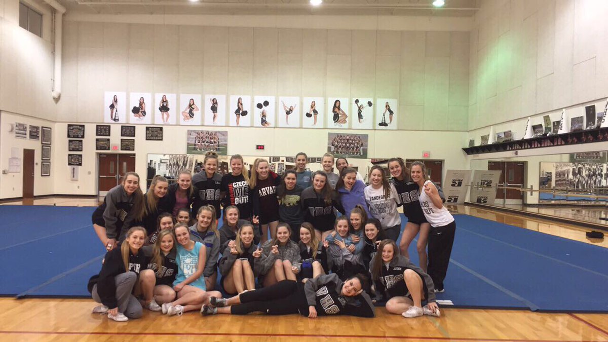VandegriftCheer's tweet photo. Come to the VHS cheer gym at noon today to watch your favorite cheerleaders prepare for UIL!!! #showoffs #vhscheer https://t.co/G3KAg9cEF9